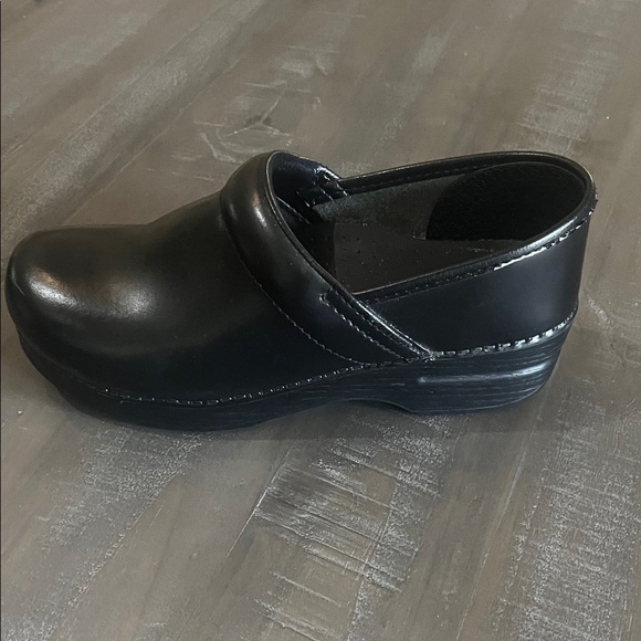 Dansko Black Leather Clogs Size 8.5 EU 38 - Picture 9 of 13